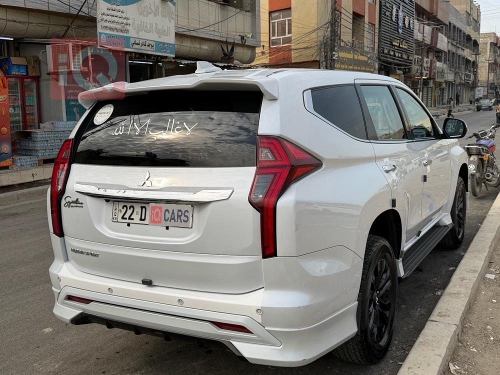 ميتسوبيشي باجيرو سبورت